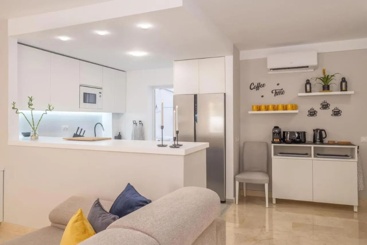 Luxury Delmare Marbella Pool Family Only Villa 0*,  Spain