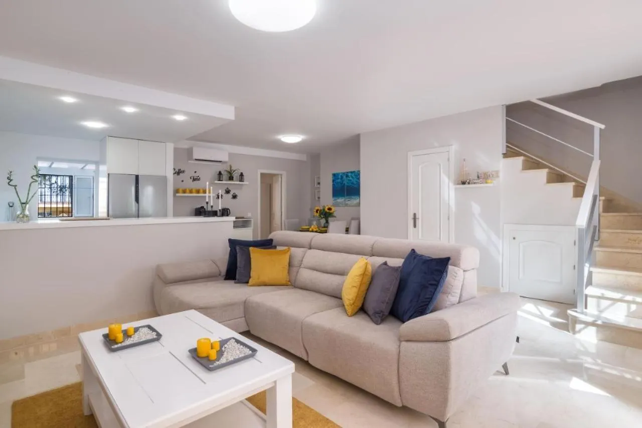 Luxury Delmare Marbella Pool Family Only Villa 0*,